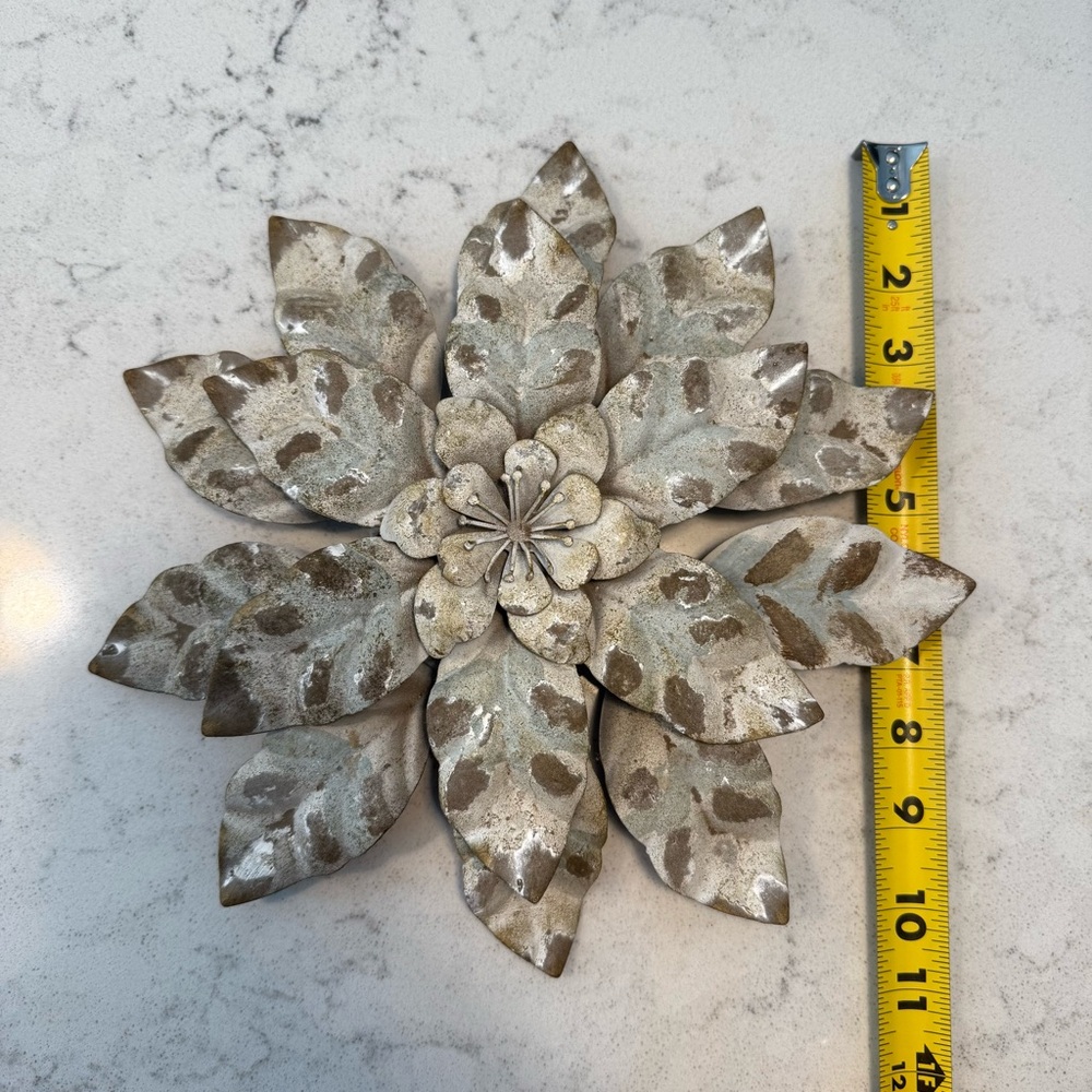 Distressed Floral Metal Wall Decor - Picture 4 of 5